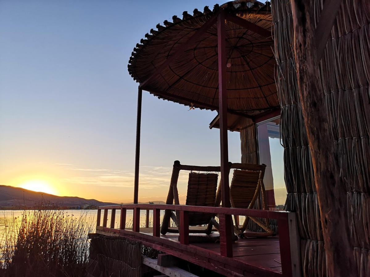 Uros Titicaca Marca Lodge プーノ エクステリア 写真