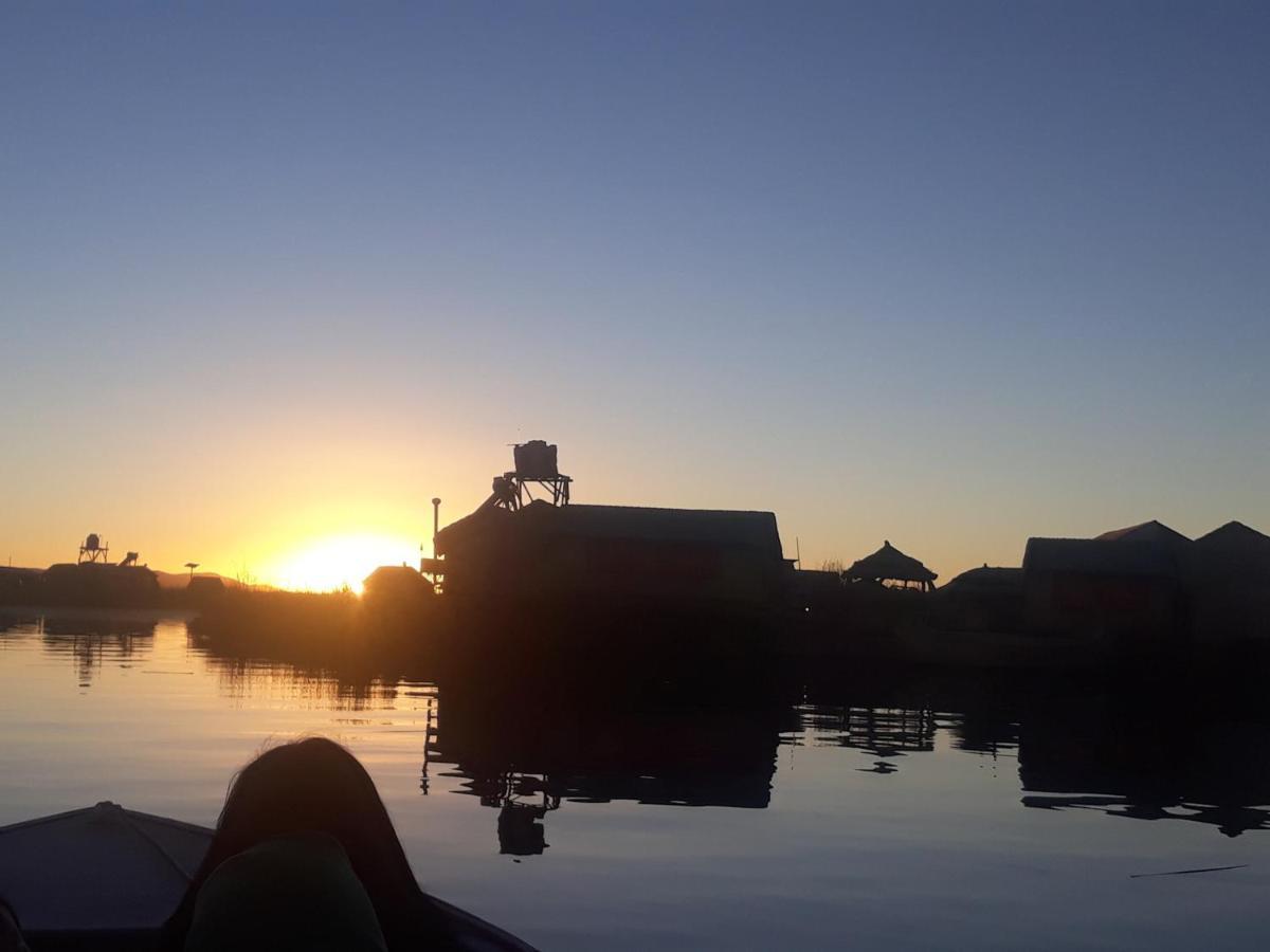 Uros Titicaca Marca Lodge プーノ エクステリア 写真